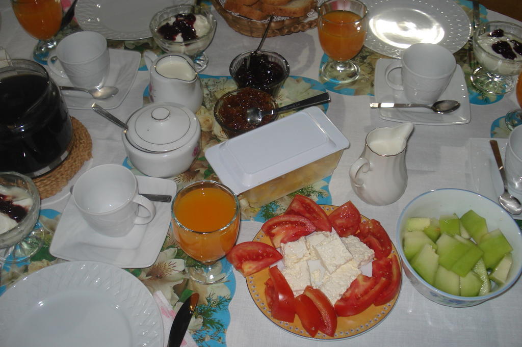 Bujtina Kodiket Guesthouse Берат Экстерьер фото